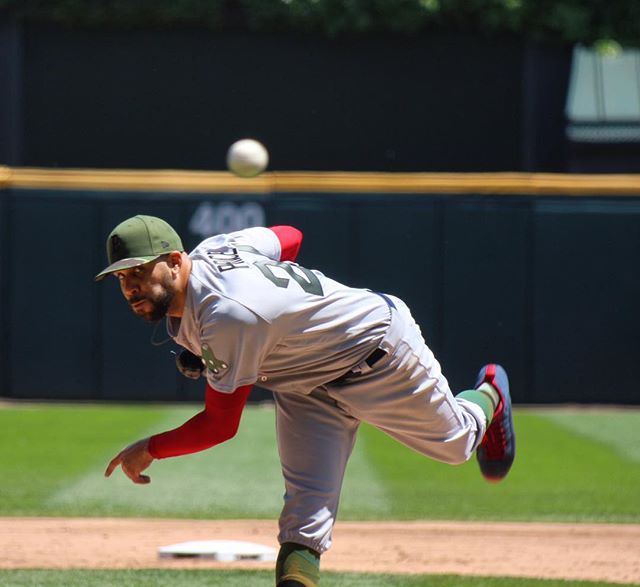RECAP: David Price makes strong 2017 debut; #RedSox drop tough one in Chicago&nbsp;5-4.
