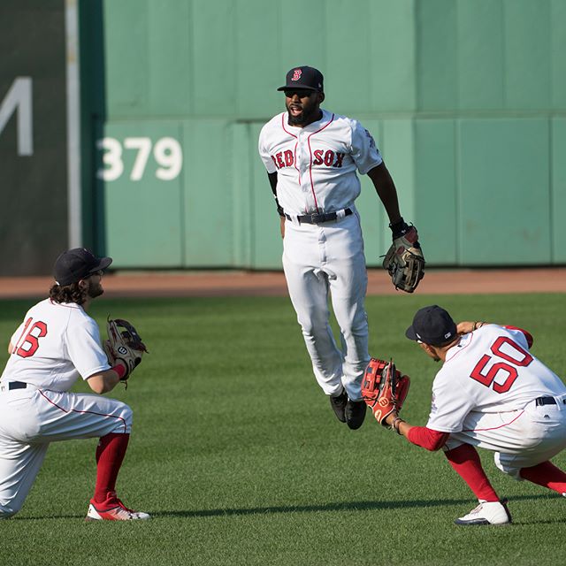RECAP: Rick Porcello and JBJ lead the way for #RedSox in series-clinching 5-1&nbsp;win.