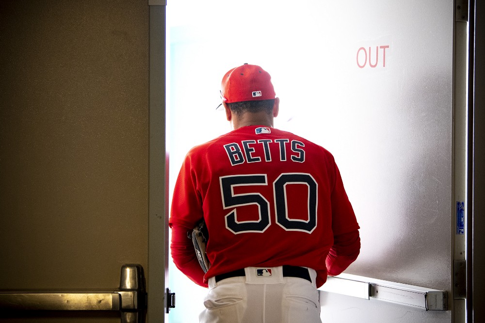 #RedSox’ Mookie Betts Not Thinking About Contract Extension, Prefers to Wait Until Free Agency to Sign Next&nbsp;Deal