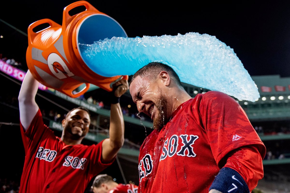 Christian Vazquez Walks off Blue Jays with Two-Run Shot in 10th Inning as Red Sox Complete Comeback with 7-5&nbsp;Win