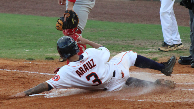 Red Sox Select Jonathan Arauz in Rule 5&nbsp;Draft