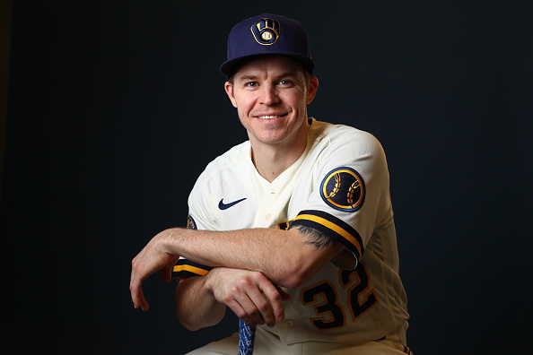 Brock Holt Officially Signs With&nbsp;Brewers