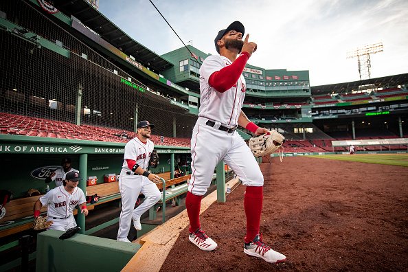 Red Sox’ Kevin Pillar on Making Difficult Catch in Right Field Corner: ‘It Kind of Goes Back to My Football Mentality: Catch the Ball and Be Ready for a Little&nbsp;Contact’