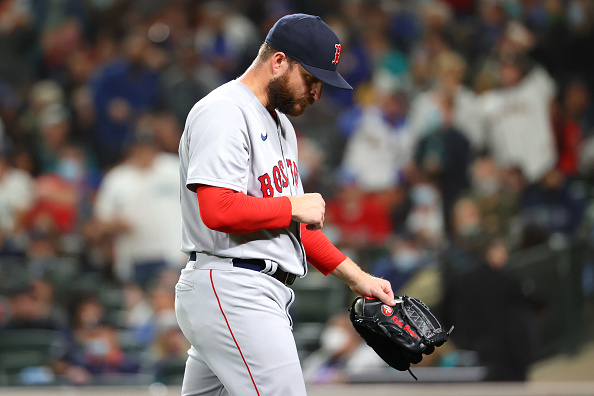 Kyle Schwarber, Hunter Renfroe commit 2 costly errors as Red Sox fall to Mariners,&nbsp;5-4