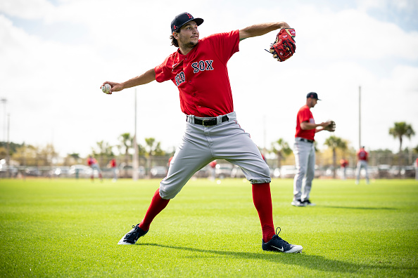 Red Sox pitching prospect Thaddeus Ward plays catch for first time since undergoing Tommy John&nbsp;surgery