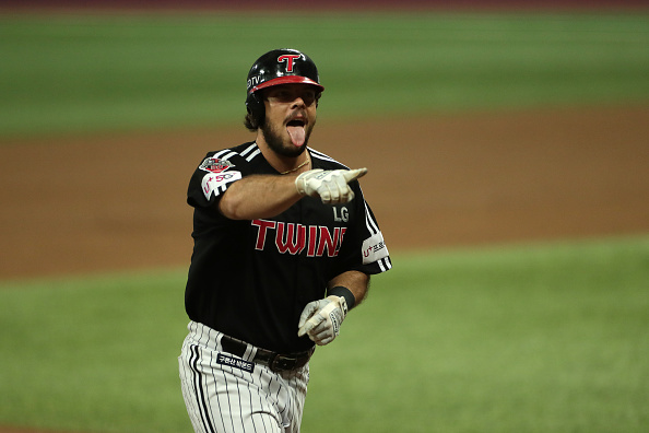 Red Sox sign former Rockies prospect, LG Twins first baseman Roberto Ramos to minor-league&nbsp;deal