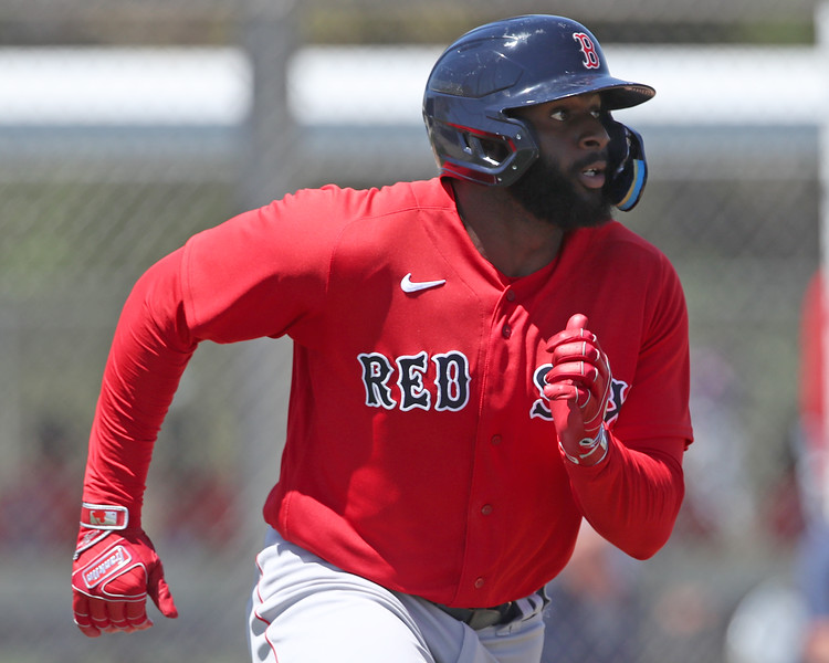 Red Sox prospect Tyreque Reed involved in benchesclearing brawl in Portland Blogging the Red Sox