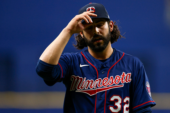 Red Sox lose Ralph Garza Jr. on waivers to&nbsp;Rays