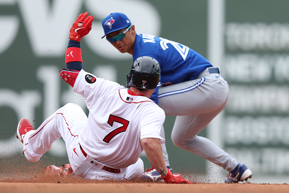 Red Sox show late life, but come up short in 3-2 loss to Blue&nbsp;Jays