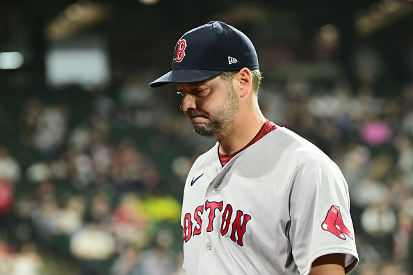 Rich Hill takes no-hitter into 5th inning, but Red Sox leave 12 runners on base and see winning streak come to an end in 3-1 loss to White&nbsp;Sox